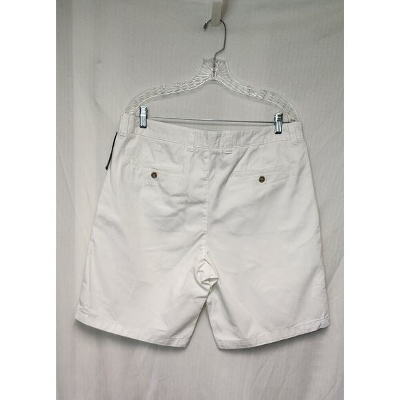 Club Room Men’s Flat Front White Chino Shorts size 34 inseam 10" - Picture 3 of 7